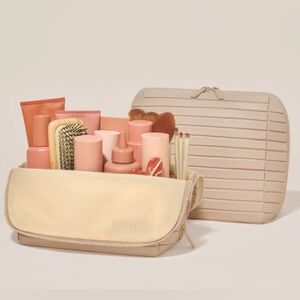 Parallelle The Large Bisque Cosmetic Organizer Traveler